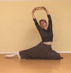Tanzstudio Let's Dance With Hannah Hofmann: Ilva Stumbina-Koehne Bild: Tanzstudio Let's Dance With Hannah Hofmann: Ilva Stumbina-Koehne